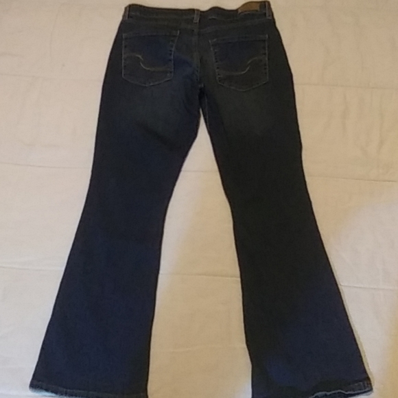 Levi Signiture Modern Boot Cut Stretchy 12S Jeans - Picture 5 of 8